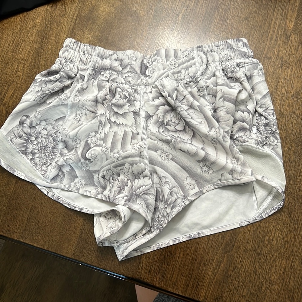 Hotty hot short 2.5